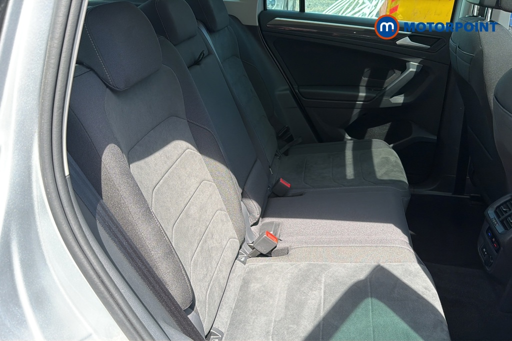 Volkswagen Tiguan Elegance Automatic Petrol SUV - Stock Number (1646430) - 25th supplementary image