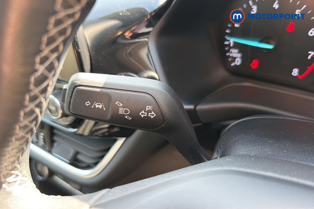 Ford Fiesta Titanium Manual Petrol Hatchback - Stock Number (1646435) - 5th supplementary image