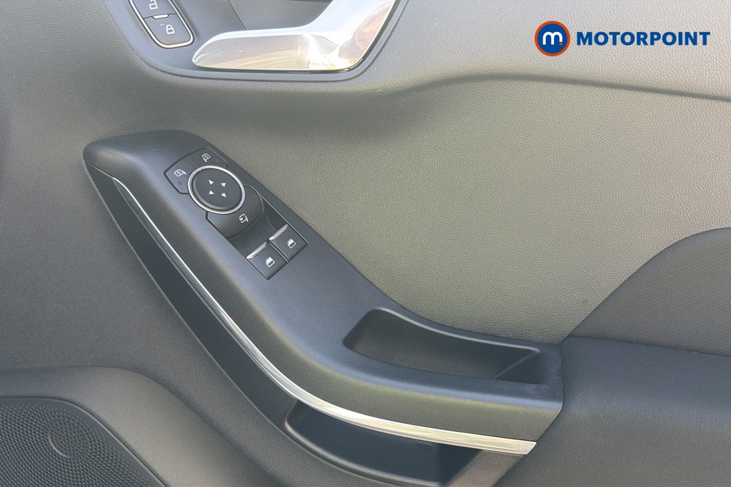 Ford Fiesta Titanium Manual Petrol Hatchback - Stock Number (1646435) - 19th supplementary image