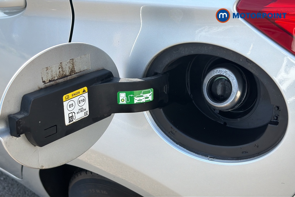 Ford Fiesta Titanium Manual Petrol Hatchback - Stock Number (1646435) - 41st supplementary image