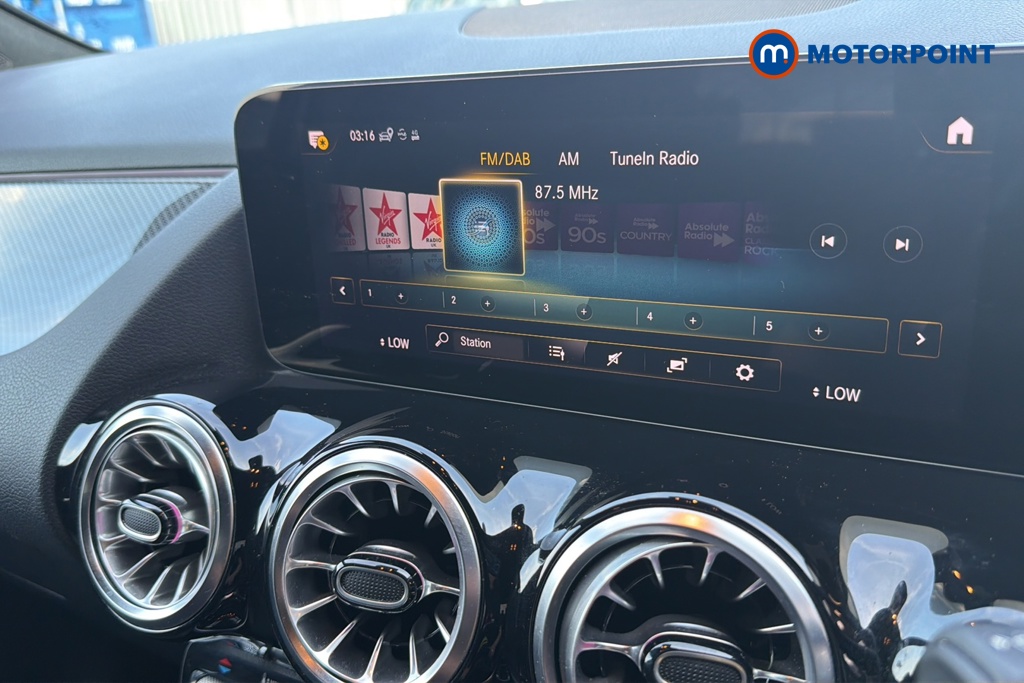 Mercedes-Benz GLA Amg Line Automatic Petrol SUV - Stock Number (1646511) - 8th supplementary image