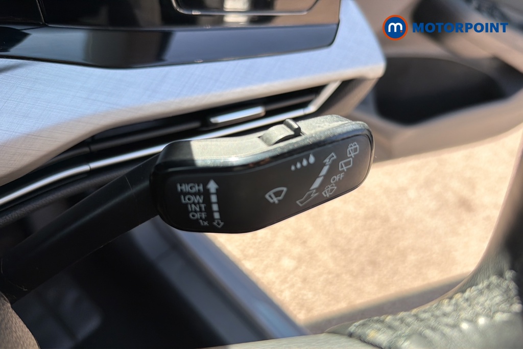 Volkswagen Golf Life Manual Petrol Hatchback - Stock Number (1621102) - 6th supplementary image