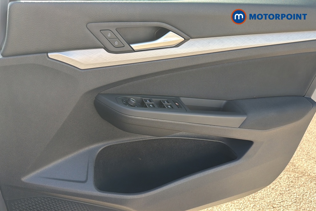 Volkswagen Golf Life Manual Petrol Hatchback - Stock Number (1621102) - 18th supplementary image