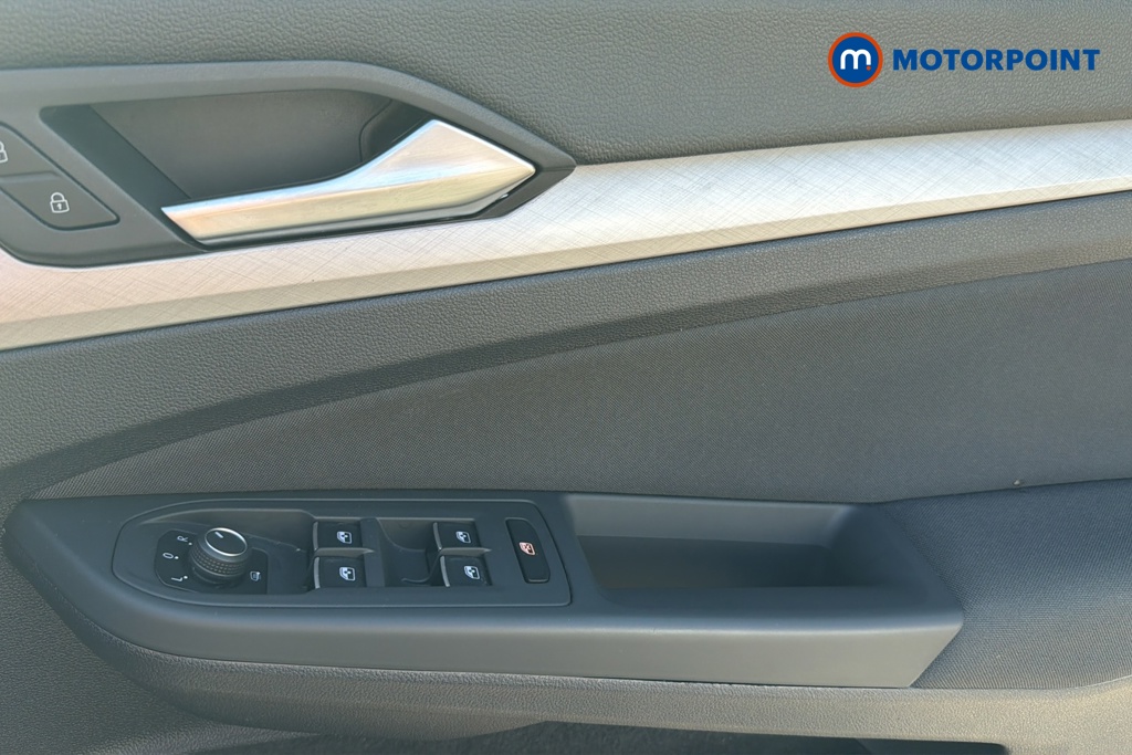 Volkswagen Golf Life Manual Petrol Hatchback - Stock Number (1621102) - 19th supplementary image