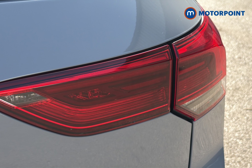 Volkswagen Golf Life Manual Petrol Hatchback - Stock Number (1621102) - 36th supplementary image