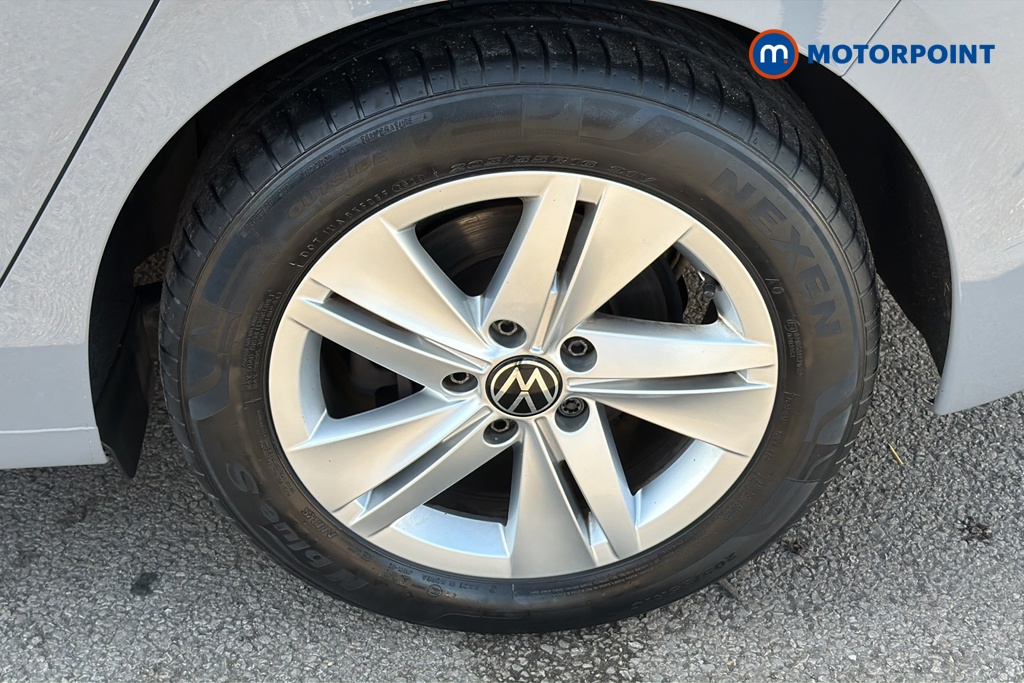 Volkswagen Golf Life Manual Petrol Hatchback - Stock Number (1621102) - 45th supplementary image
