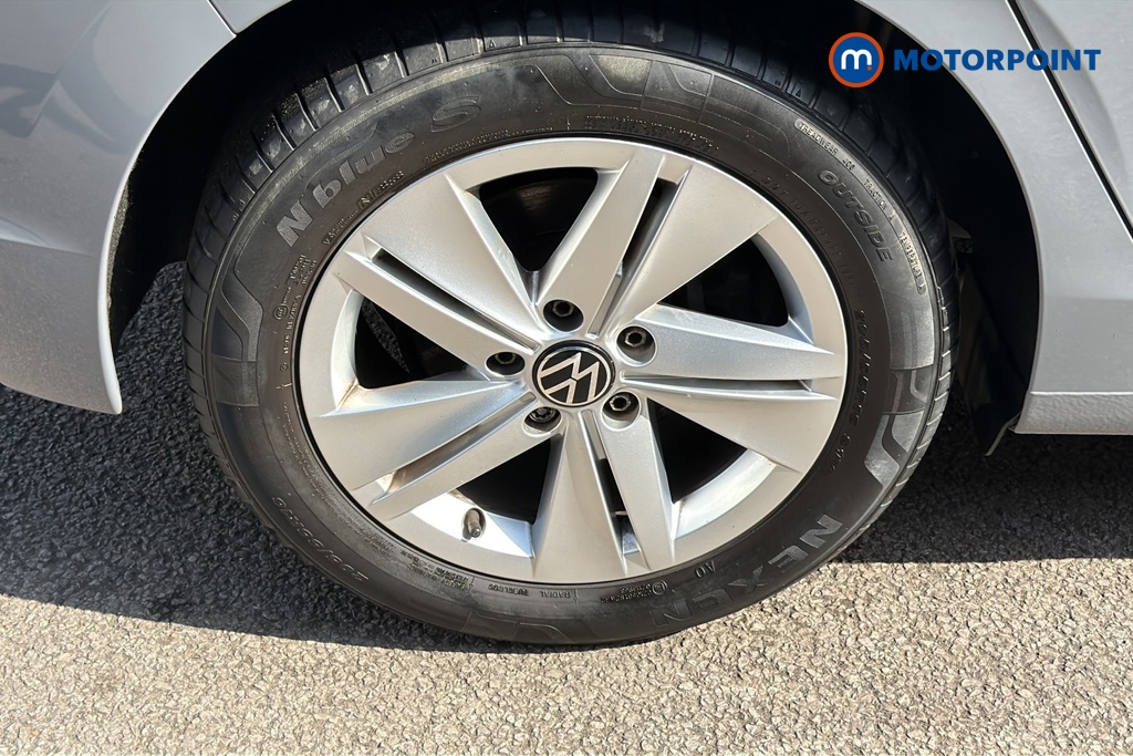 Volkswagen Golf Life Manual Petrol Hatchback - Stock Number (1621102) - 46th supplementary image
