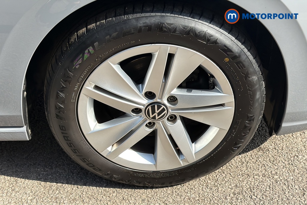 Volkswagen Golf Life Manual Petrol Hatchback - Stock Number (1621102) - 47th supplementary image