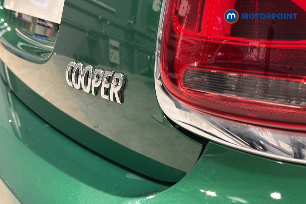Mini Hatchback Cooper Exclusive Manual Petrol Hatchback - Stock Number (1634306) - 995th supplementary image