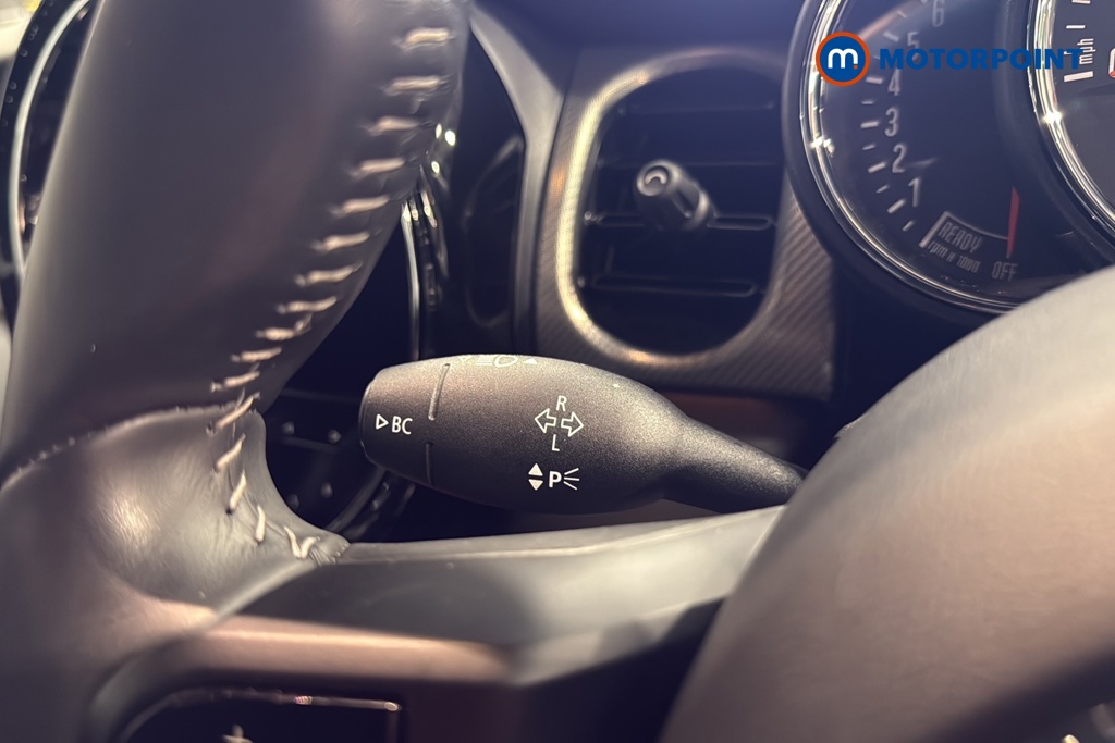Mini Hatchback Cooper Exclusive Manual Petrol Hatchback - Stock Number (1634306) - 5th supplementary image