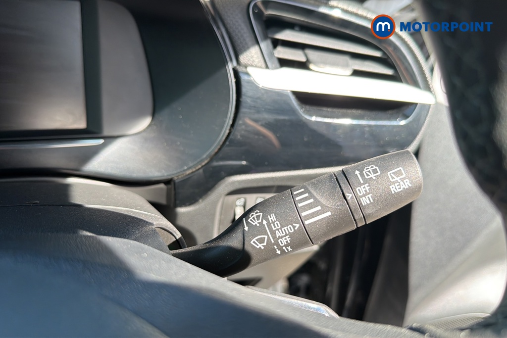 Vauxhall Corsa GS Manual Petrol Hatchback - Stock Number (1641500) - 6th supplementary image