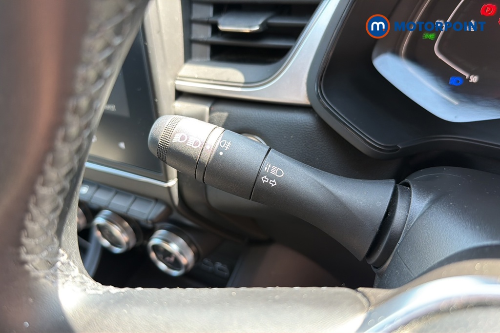Renault Captur Techno Manual Petrol SUV - Stock Number (1642369) - 5th supplementary image