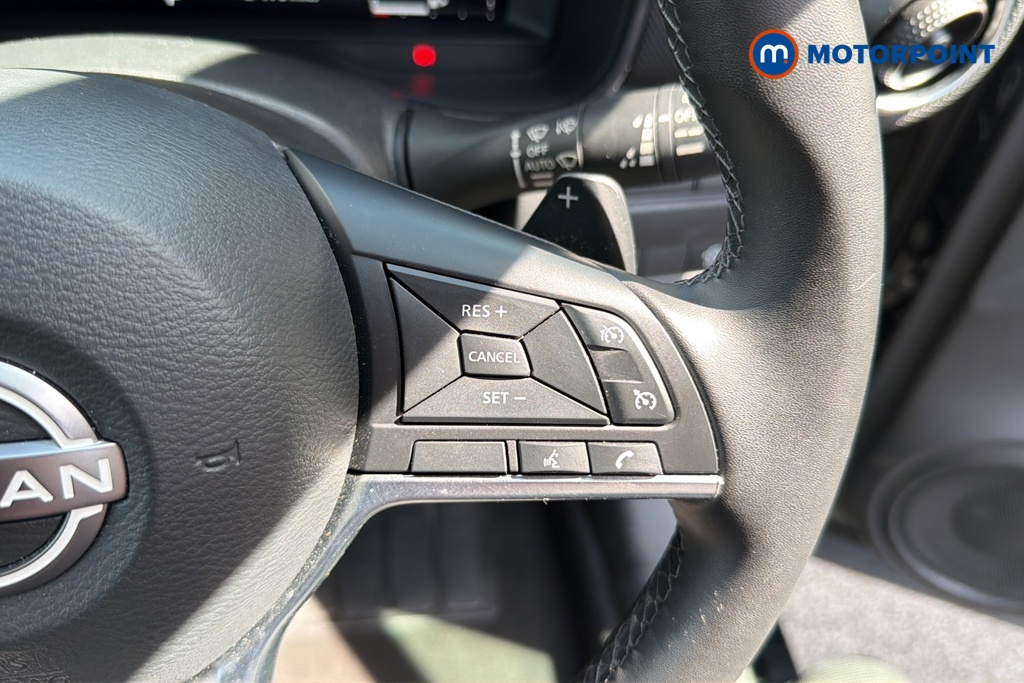 Nissan Juke N-Connecta Automatic Petrol SUV - Stock Number (1642435) - 3rd supplementary image