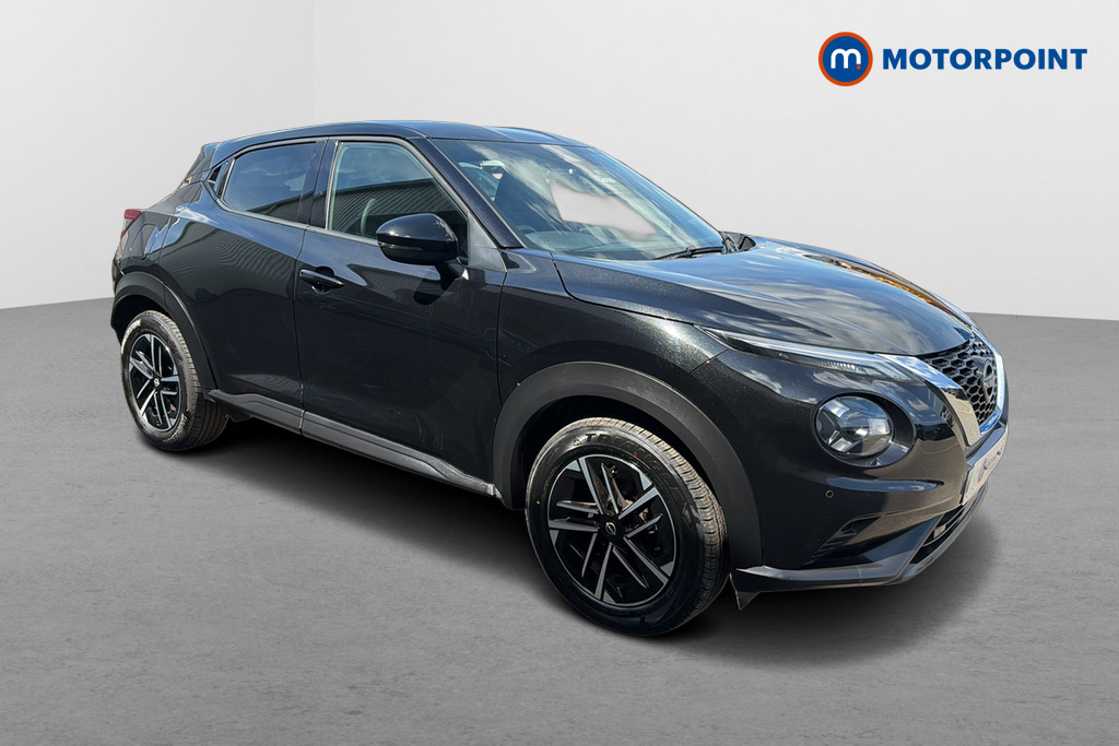 Nissan Juke N-Connecta Automatic Petrol SUV - Stock Number (1642435) - Drivers side front corner