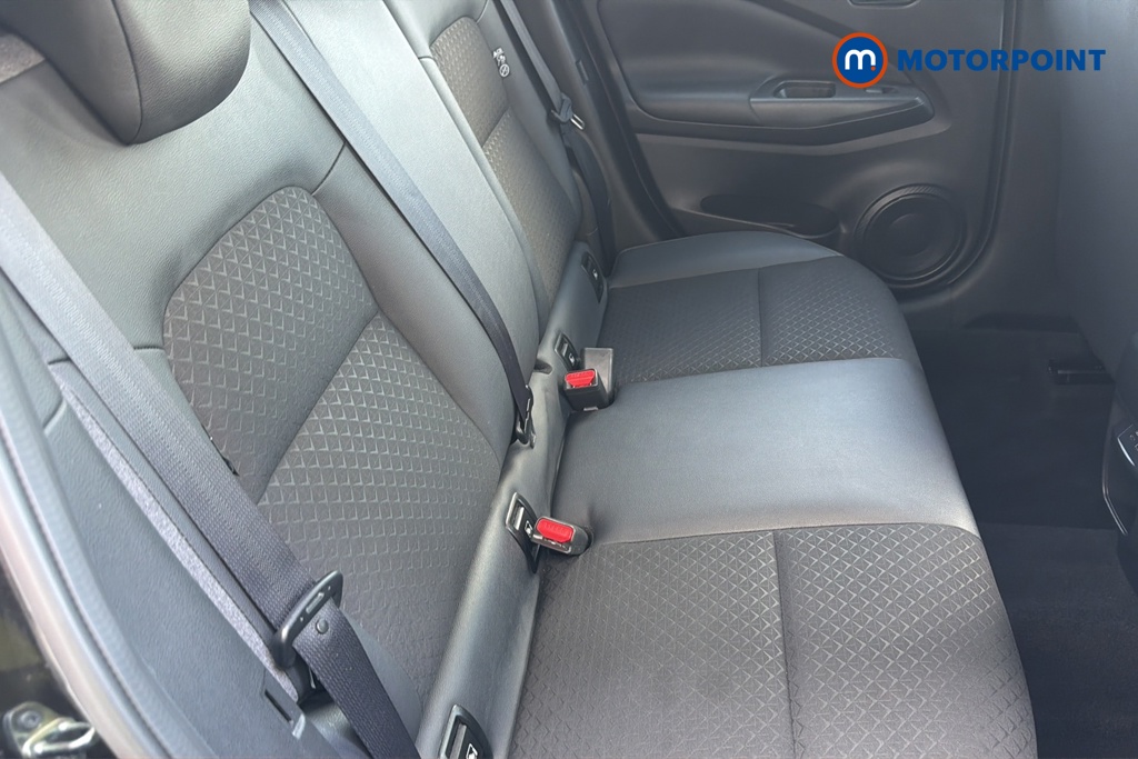Nissan Juke N-Connecta Automatic Petrol SUV - Stock Number (1642435) - 25th supplementary image