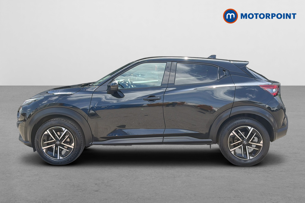 Nissan Juke N-Connecta Automatic Petrol SUV - Stock Number (1642435) - Drivers side
