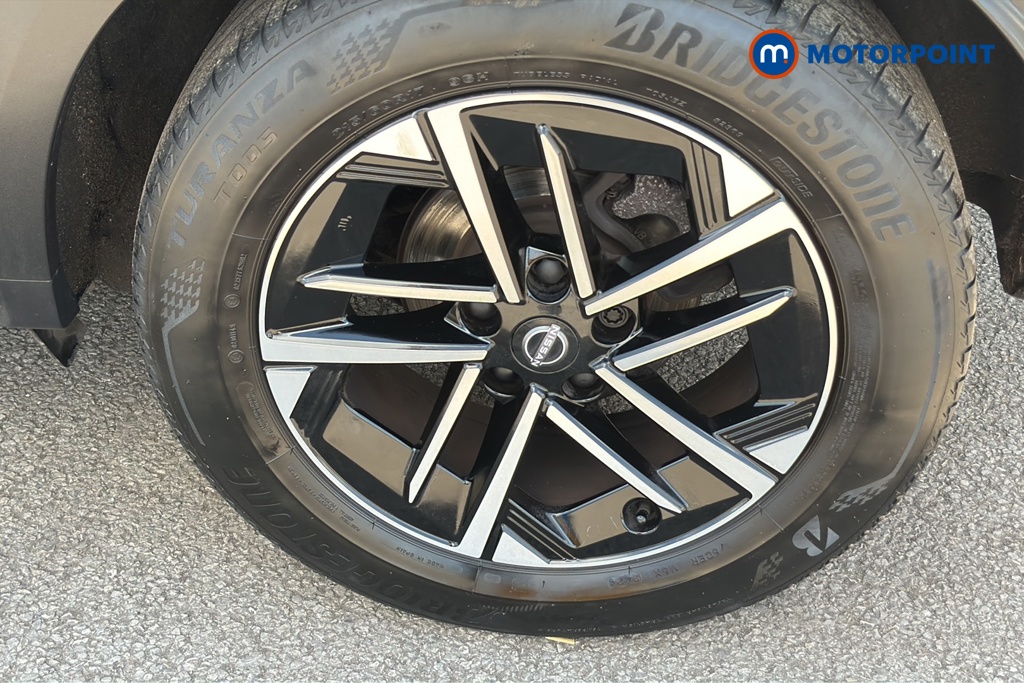 Nissan Juke N-Connecta Automatic Petrol SUV - Stock Number (1642435) - 44th supplementary image