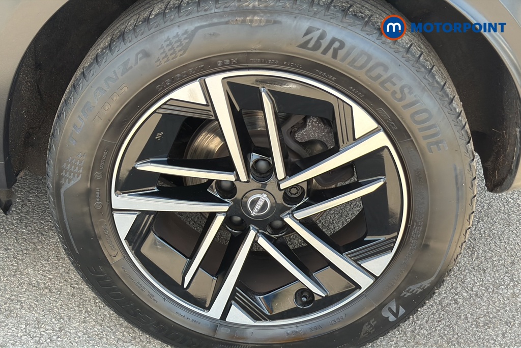 Nissan Juke N-Connecta Automatic Petrol SUV - Stock Number (1642435) - 45th supplementary image
