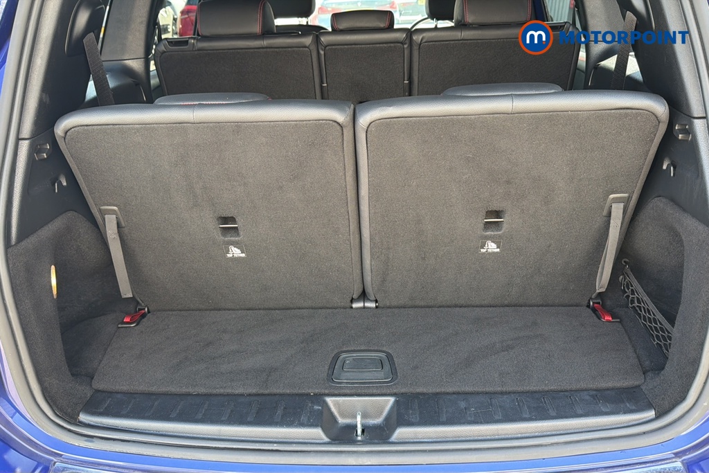 Mercedes-Benz GLB Amg Line Automatic Petrol SUV - Stock Number (1642657) - 30th supplementary image