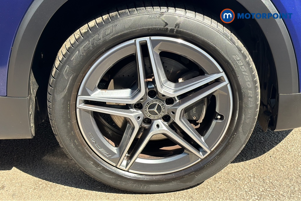 Mercedes-Benz GLB Amg Line Automatic Petrol SUV - Stock Number (1642657) - 47th supplementary image