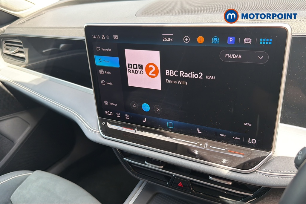 Volkswagen Passat Life Automatic Petrol Plug-In Hybrid Estate - Stock Number (1644286) - 8th supplementary image