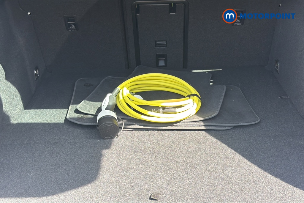 Volkswagen Passat Life Automatic Petrol Plug-In Hybrid Estate - Stock Number (1644286) - 34th supplementary image
