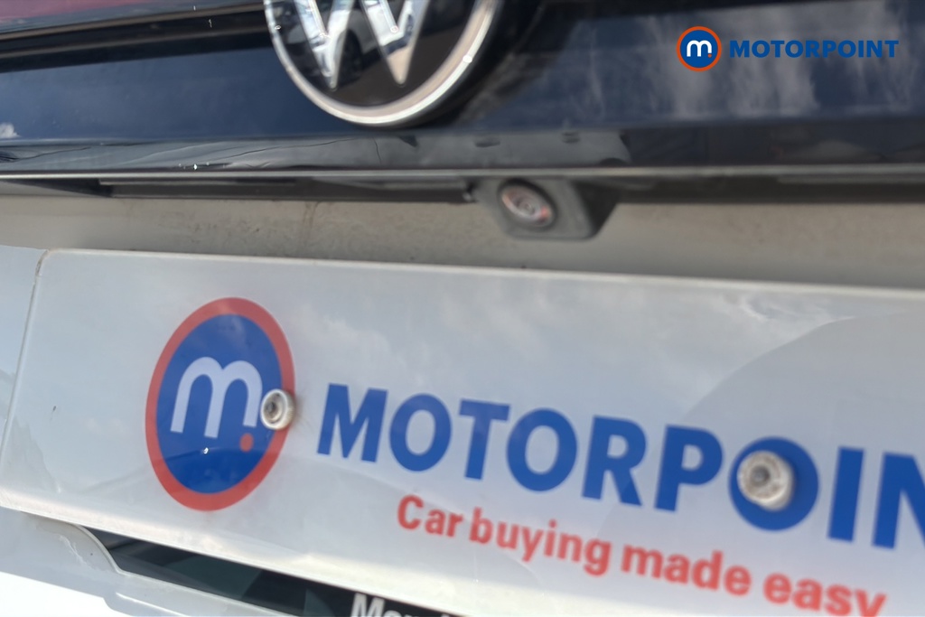 Volkswagen Passat Life Automatic Petrol Plug-In Hybrid Estate - Stock Number (1644286) - 37th supplementary image