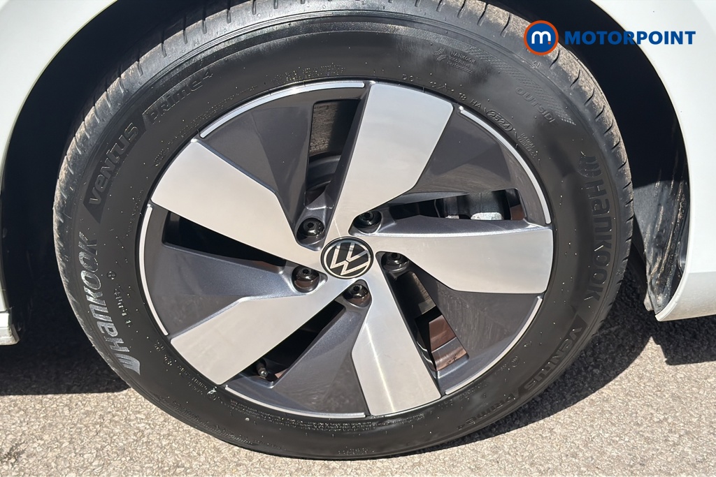Volkswagen Passat Life Automatic Petrol Plug-In Hybrid Estate - Stock Number (1644286) - 47th supplementary image