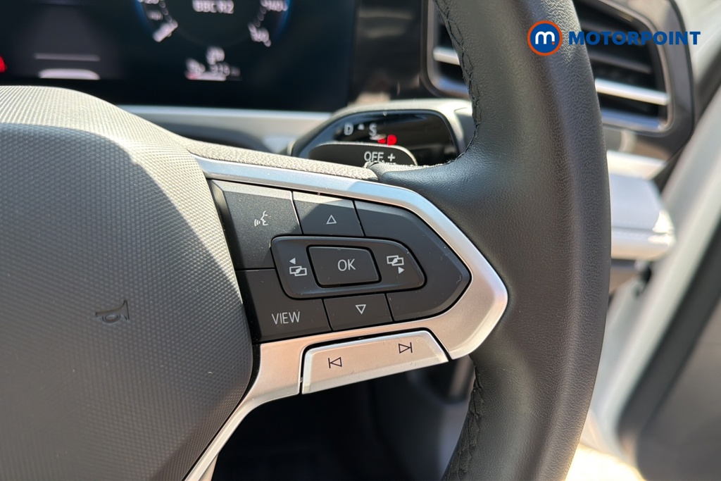 Volkswagen Passat Life Automatic Petrol Plug-In Hybrid Estate - Stock Number (1645563) - 3rd supplementary image