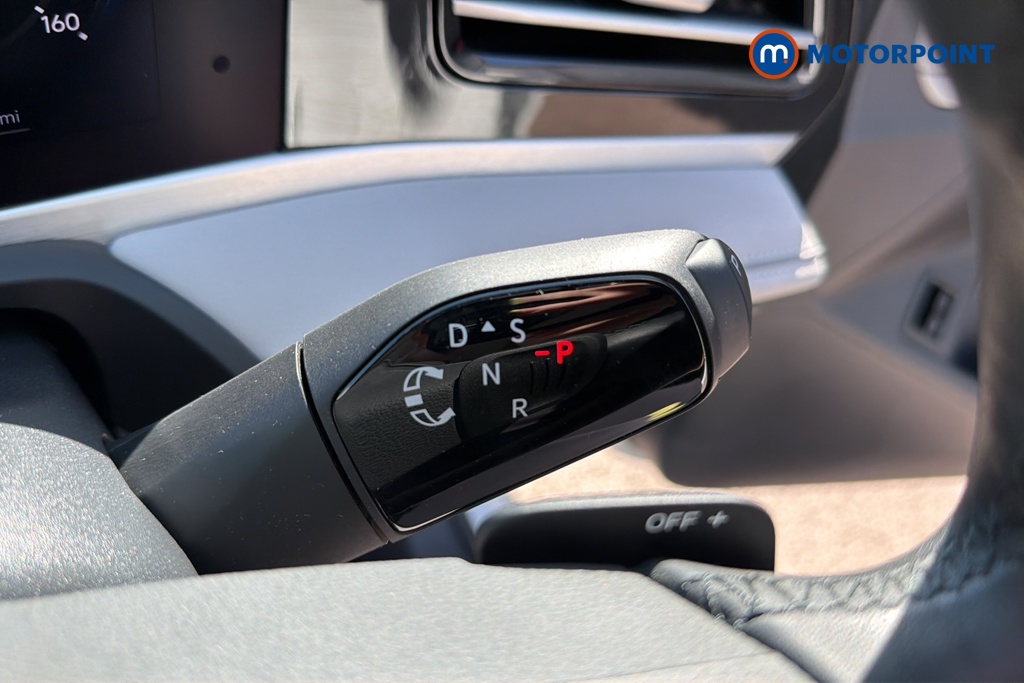 Volkswagen Passat Life Automatic Petrol Plug-In Hybrid Estate - Stock Number (1645563) - 6th supplementary image