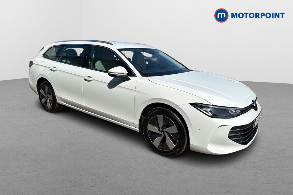 Volkswagen Passat Life Automatic Petrol Plug-In Hybrid Estate - Stock Number (1645563) - Drivers side front corner