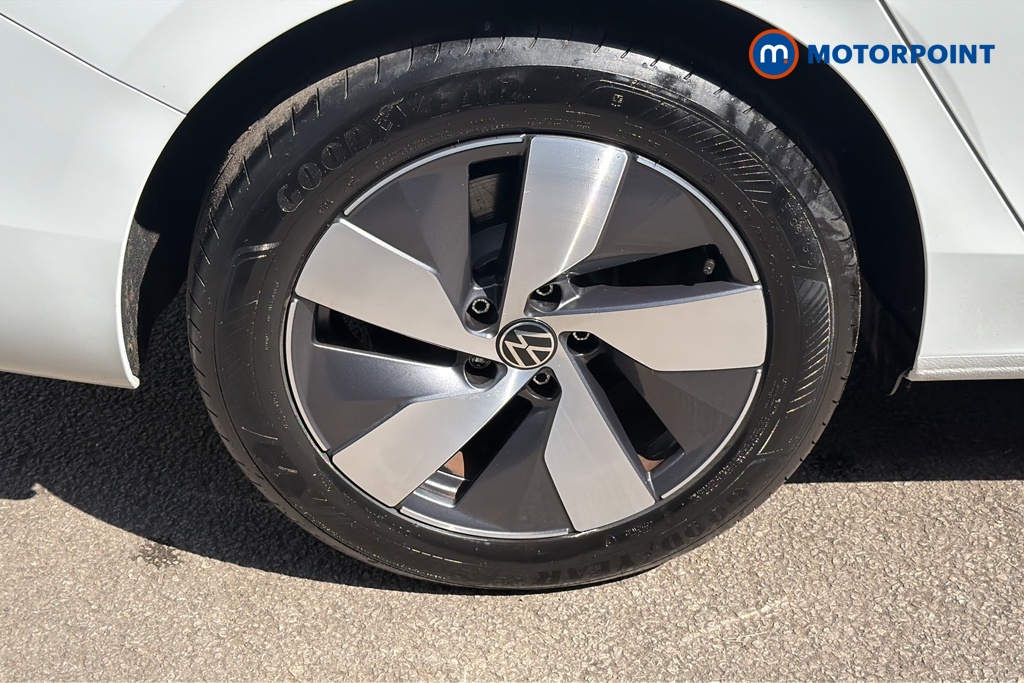 Volkswagen Passat Life Automatic Petrol Plug-In Hybrid Estate - Stock Number (1645563) - 46th supplementary image