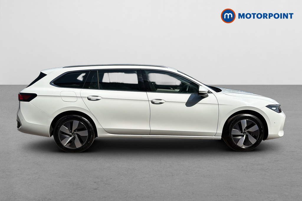 Volkswagen Passat Life Automatic Petrol Plug-In Hybrid Estate - Stock Number (1645563) - Passenger side