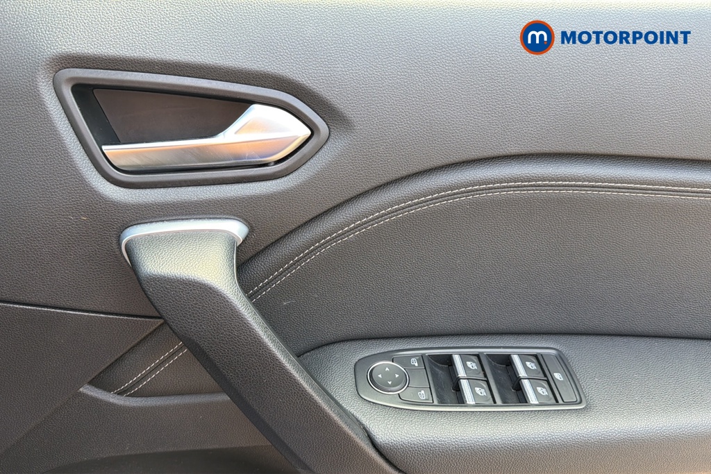 Renault Captur Techno Automatic Petrol-Electric Hybrid SUV - Stock Number (1645690) - 19th supplementary image