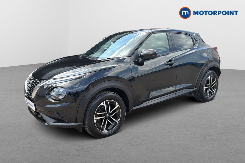 Nissan Juke N-Connecta Automatic Petrol SUV - Stock Number (1645846) - Passenger side front corner