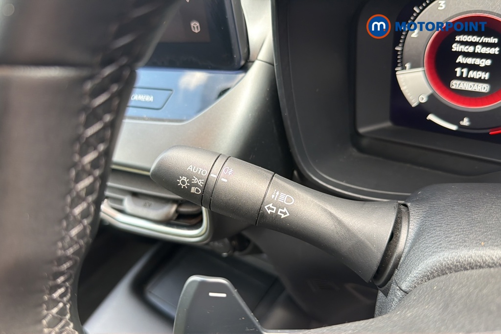 Nissan Juke N-Connecta Automatic Petrol SUV - Stock Number (1645846) - 5th supplementary image