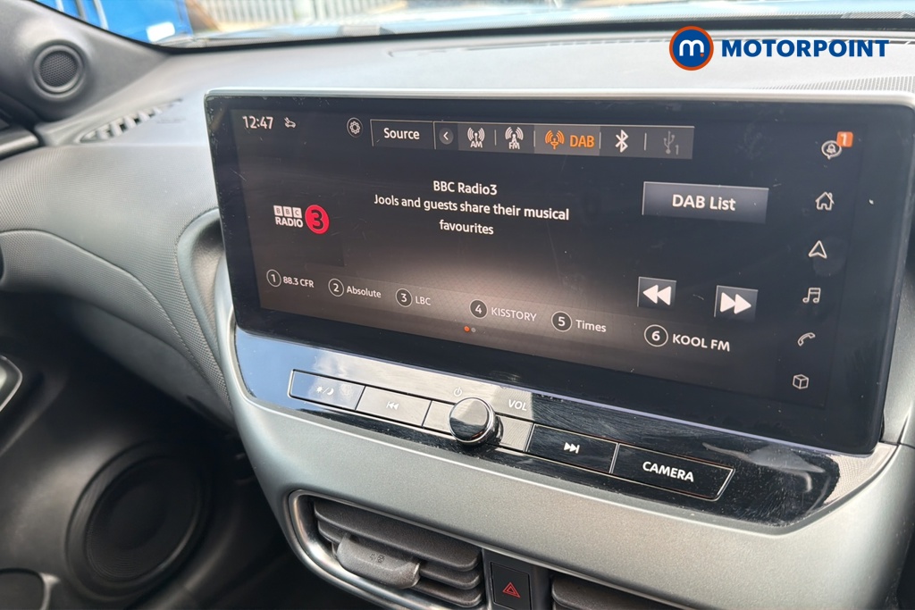 Nissan Juke N-Connecta Automatic Petrol SUV - Stock Number (1645846) - 8th supplementary image