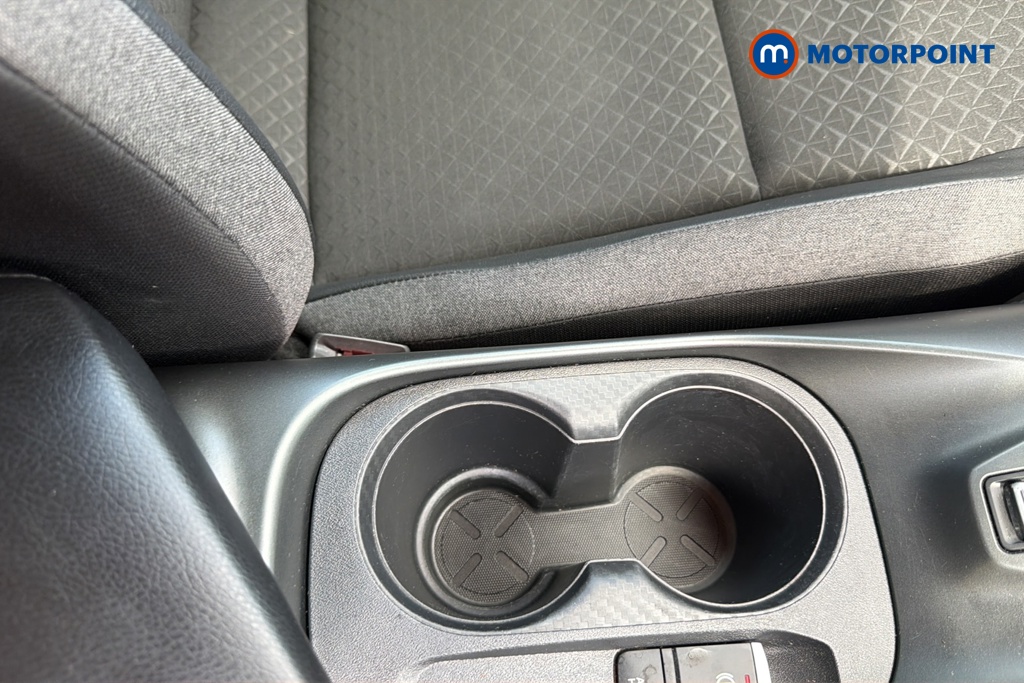 Nissan Juke N-Connecta Automatic Petrol SUV - Stock Number (1645846) - 16th supplementary image