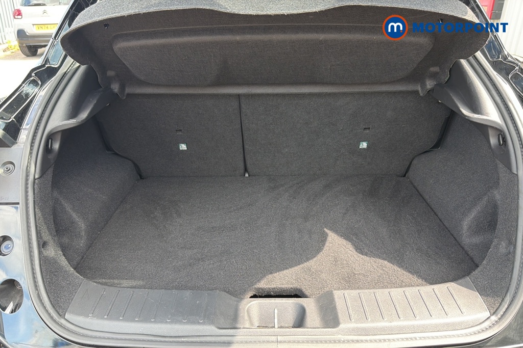 Nissan Juke N-Connecta Automatic Petrol SUV - Stock Number (1645846) - 30th supplementary image