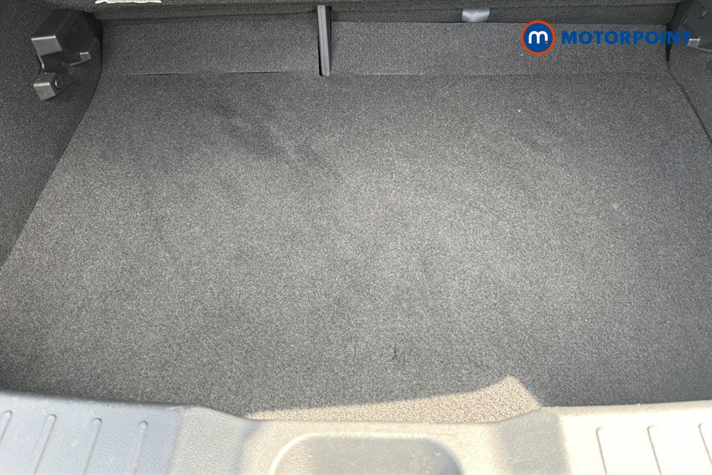 Nissan Juke N-Connecta Automatic Petrol SUV - Stock Number (1645846) - 33rd supplementary image