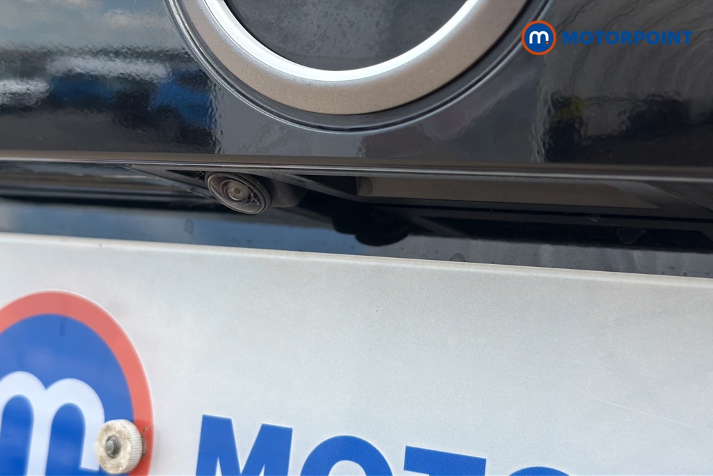Nissan Juke N-Connecta Automatic Petrol SUV - Stock Number (1645846) - 37th supplementary image