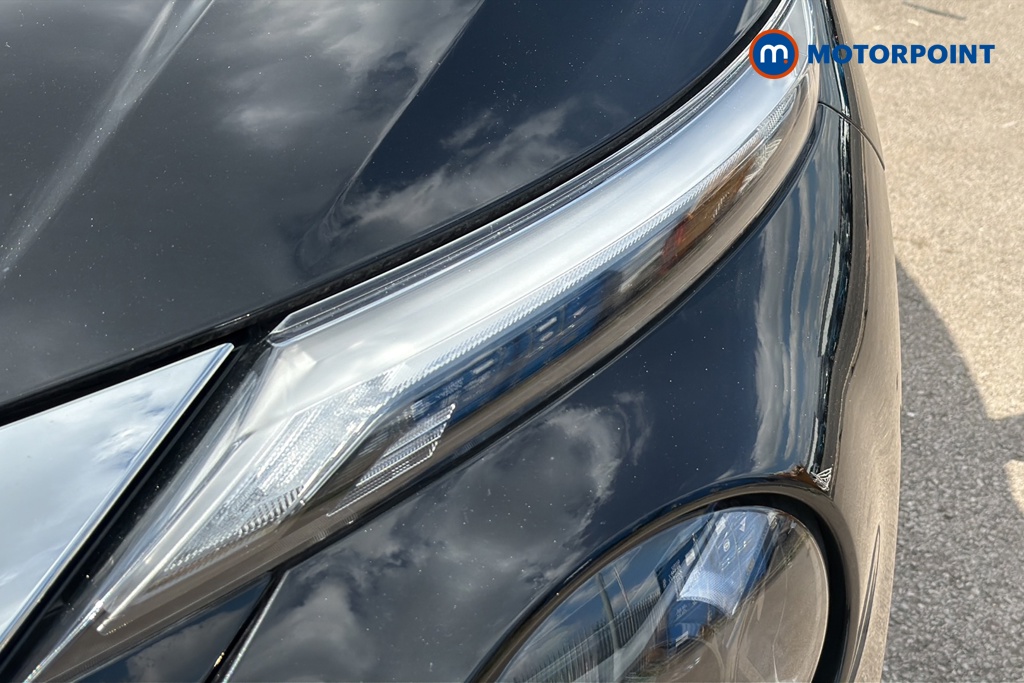 Nissan Juke N-Connecta Automatic Petrol SUV - Stock Number (1645846) - 42nd supplementary image