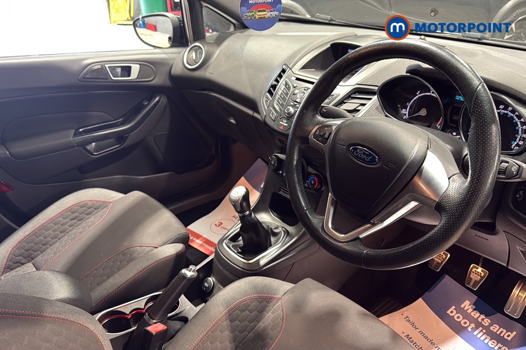 Ford Fiesta St-Line Manual Diesel Hatchback - Stock Number (1646645) - 1st supplementary image
