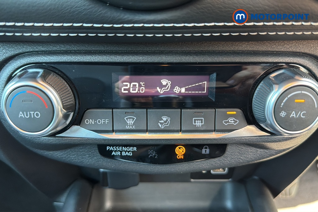 Nissan Juke N-Connecta Manual Petrol SUV - Stock Number (1642331) - 12th supplementary image