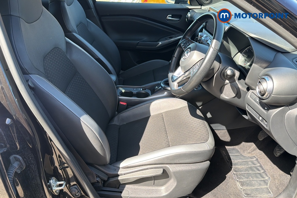 Nissan Juke N-Connecta Manual Petrol SUV - Stock Number (1642331) - 22nd supplementary image