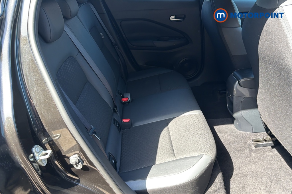 Nissan Juke N-Connecta Manual Petrol SUV - Stock Number (1642331) - 25th supplementary image
