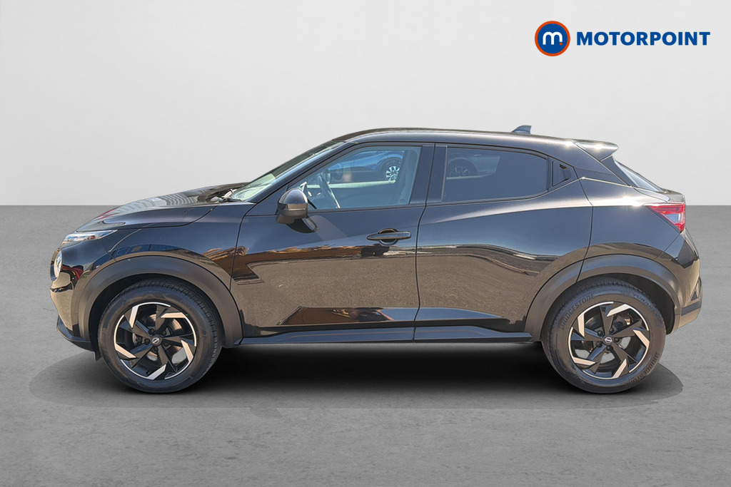 Nissan Juke N-Connecta Manual Petrol SUV - Stock Number (1642331) - Drivers side