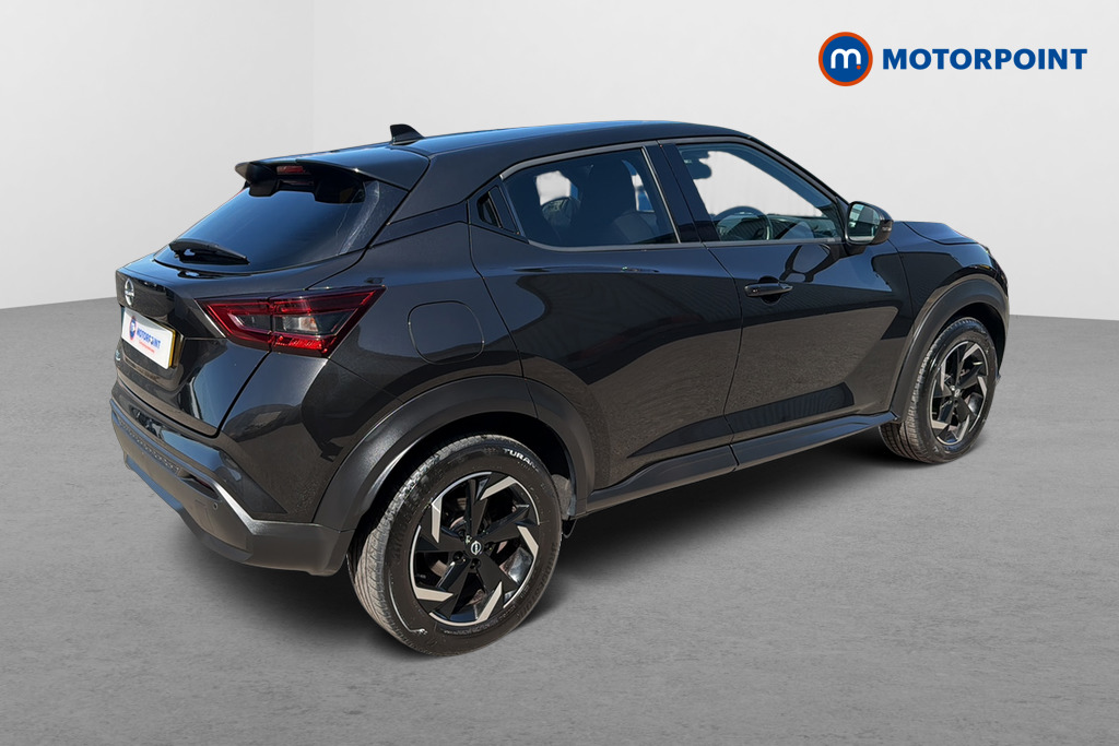 Nissan Juke N-Connecta Manual Petrol SUV - Stock Number (1642331) - Passenger side rear corner