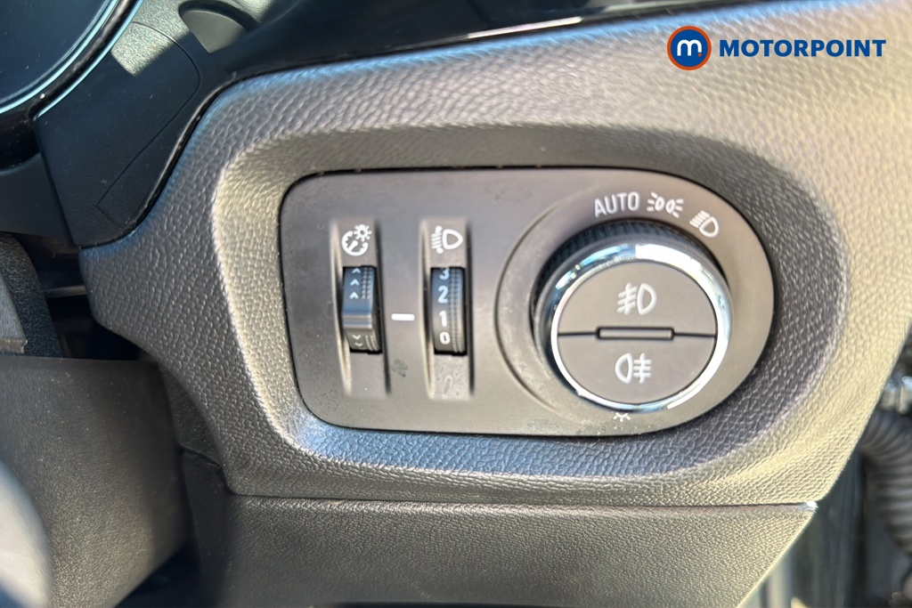 Vauxhall Corsa GS Manual Petrol Hatchback - Stock Number (1643090) - 11th supplementary image