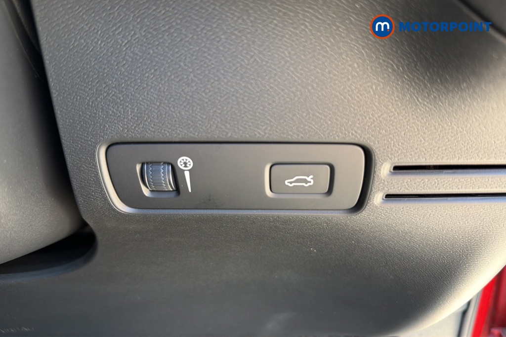 Volvo Xc40 R Design Pro Manual Petrol SUV - Stock Number (1643562) - 11th supplementary image
